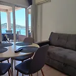 Quiet Bay Getaway Mona 2 4 And 6 * Razanj