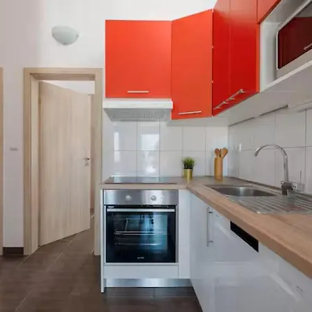 Apartman Quiet Bay Getaway Mona 2 4 And 6 Razanj