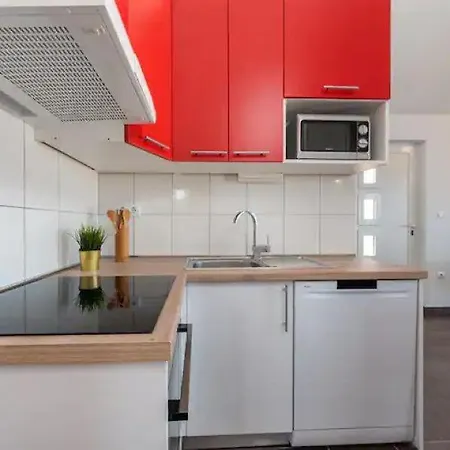 Apartman Quiet Bay Getaway Mona 2 4 And 6 Razanj