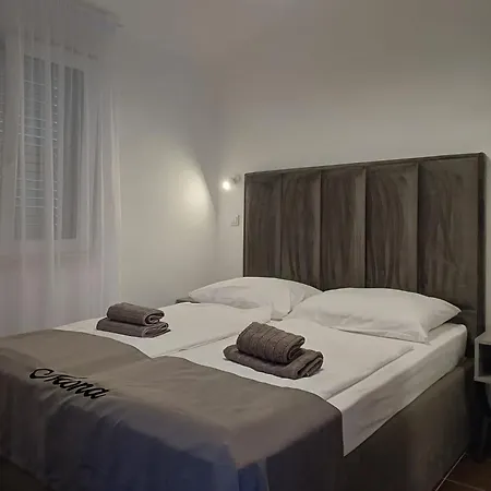 Quiet Bay Getaway Mona 2 4 And 6 Apartman *