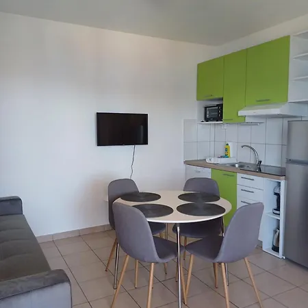 Apartman Quiet Bay Getaway Mona 2 4 And 6