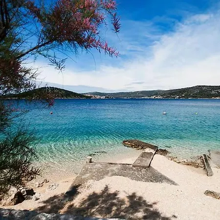 Quiet Bay Getaway Mona 2 4 And 6 Apartman *
