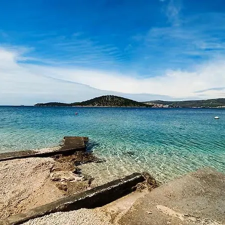 Quiet Bay Getaway Mona 2 4 And 6 Apartman