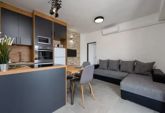 Quiet Bay Getaway Mona 2 4 And 6 公寓